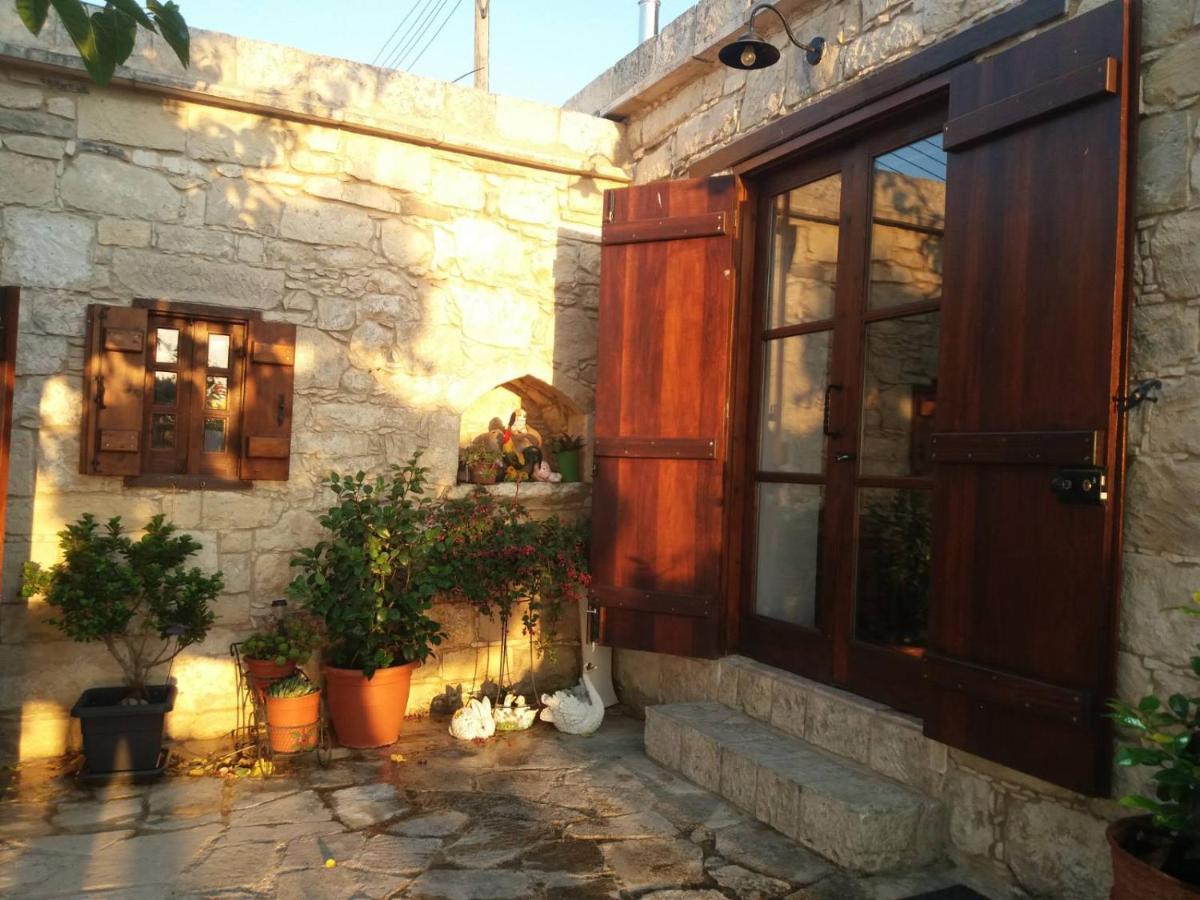 Fyti Georgia'S House Bed & Breakfast エクステリア 写真